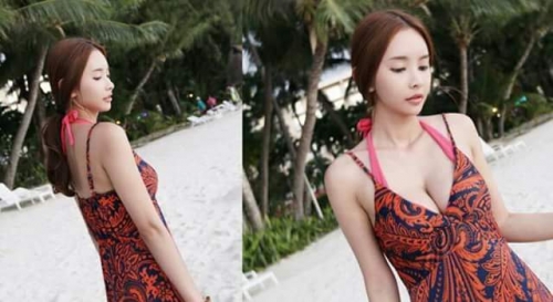 Flora Pattern Maxi Dress